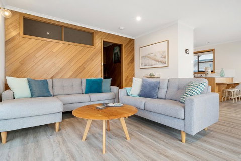 Granite Beach House - Tourism TAS 1