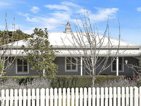 Greywood - Classic Highlands Charm & Serene Living - Tourism TAS 0