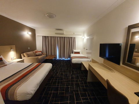 Hamilton's Queanbeyan Motel - Hobart Tourism 3