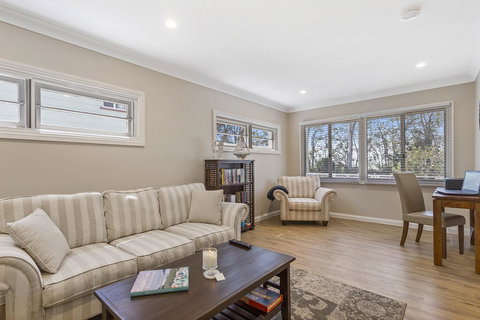 Hamptons At The Bay - Tourism TAS 2