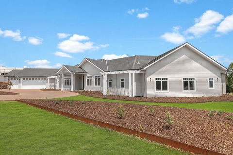 Hamptons On Figtree - Hobart Tourism 3