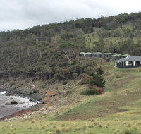 Hamptons on the Bay - Hobart Tourism
