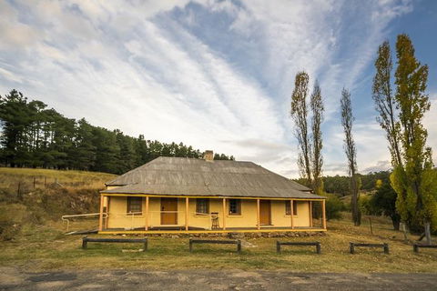 Hartley Historic Cottages - Hobart Tourism 3