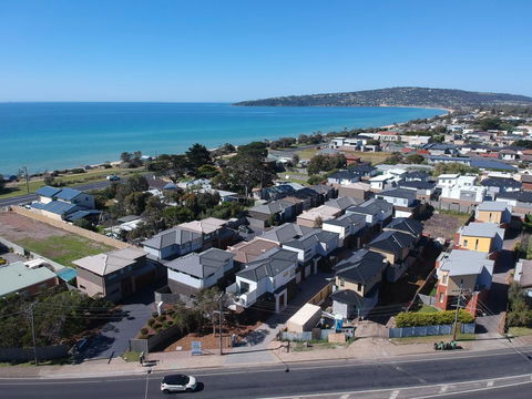 Haven By The Bay - Hobart Tourism 1