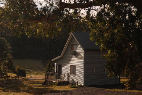 Heimat Chalets - Hobart Tourism 0