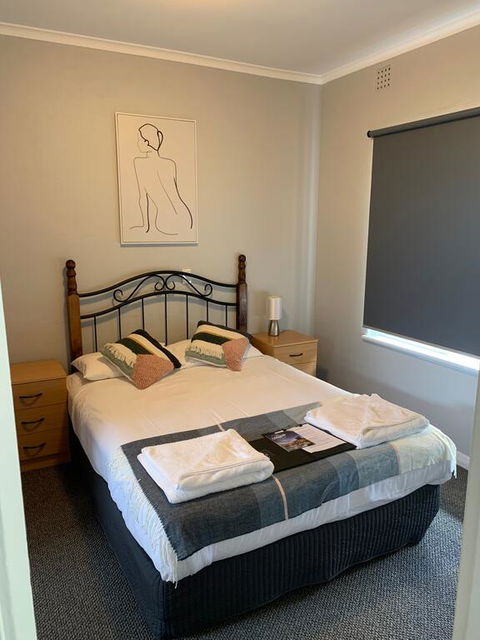 Hello Adelaide Motel And Apartments - Hobart Tourism 1