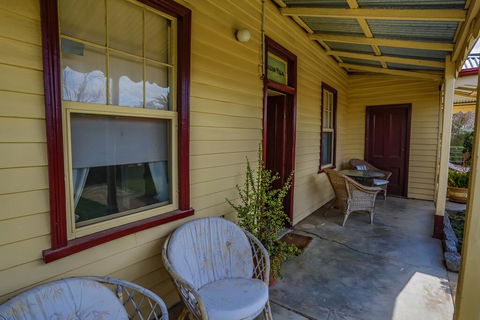 Herrins Lane Cottage - Hobart Tourism 3