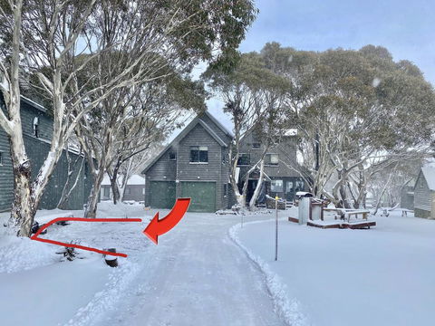 Hetos Hut - Tourism TAS 2