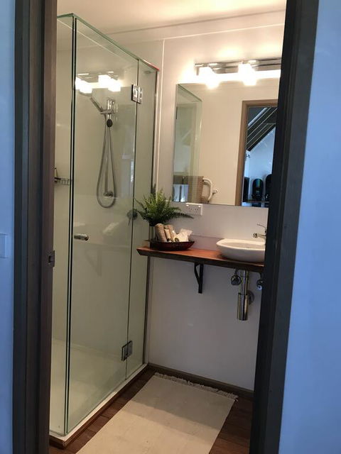 Hetos Hut - Tourism TAS 0