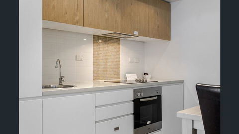 Hi 5 Star Luxury Adelaide City Apartment - Hobart Tourism 1