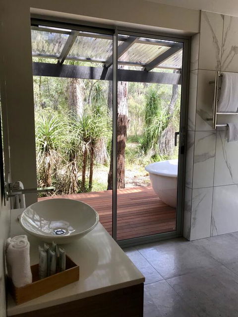 Hidden Valley Forest Retreat - Hobart Tourism 3