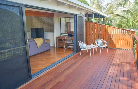 Hideaway At Hodgens Walk To Beach Happy Valley And Bulcock St With Backyard - Hobart Tourism 2