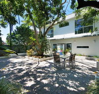 HOLIDAY HOME - 6 BEDROOMS CLOSE TO TOWN - Hobart Tourism