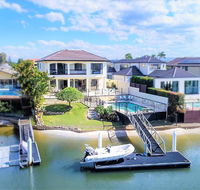 Holidays House Almafi Drive Surfers Paradise - Hobart Tourism