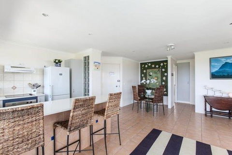 Home Away From Home With Sweeping Ocean Views - Unit 12, 60 Peregian Esplanade - Tourism TAS 3