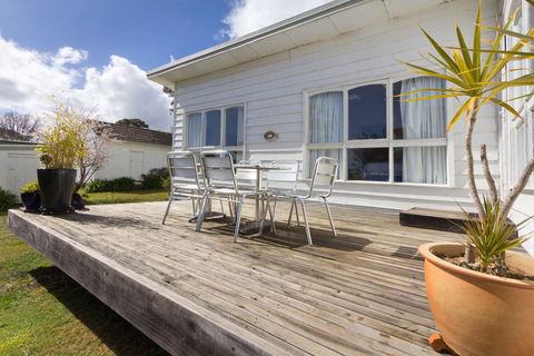 HOME SWEET HOME - MOUNT MARTHA - Hobart Tourism 0