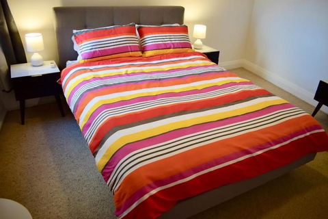 Homy Apartment In Trendy Haberfield - Tourism TAS 3