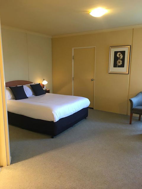Hopkins House Motel & Apartments - Hobart Tourism 3