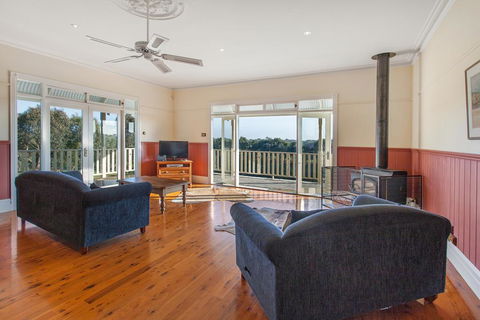 Hopkins River Homestead - Fireplace, Linen, WiFi, 4 Bdrm - Hobart Tourism 0