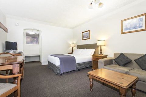 Hotel Bruce County - Hobart Tourism 1