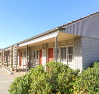 Hotel Canobolas Motel and Units - Hobart Tourism