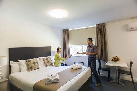 Hotel Gracelands - Hobart Tourism 1