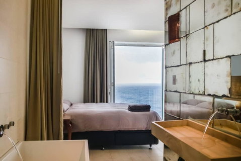 Im Living In A Dream - Cliffside Penthouse - Tourism TAS 2