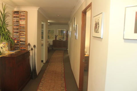 JOHN HUNTER B&B - Tourism TAS 0