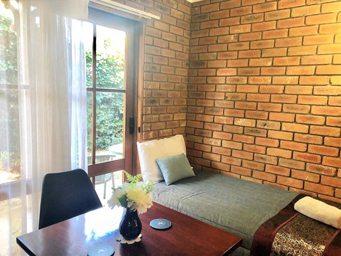 Jolly Swagman Motor Inn Euroa - Hobart Tourism 3