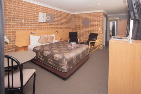 Jumbuck Motor Inn - Hobart Tourism 1