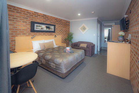 Jumbuck Motor Inn - Hobart Tourism 0