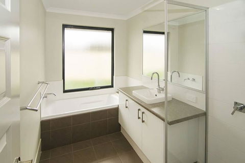 Kangaroo Retreat - Tourism TAS 3