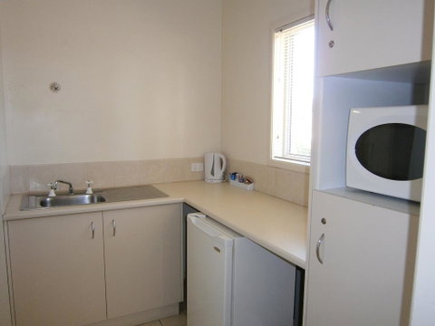 Kellys Motel Oakey - Tourism TAS 2