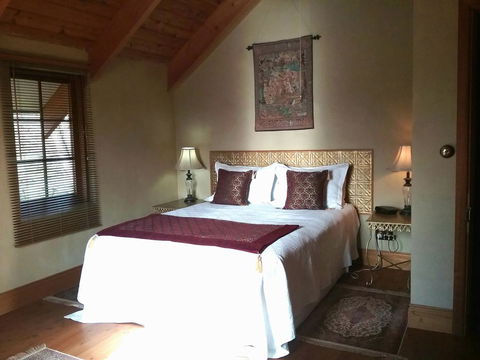 Kentisbury Country House - Hobart Tourism 3