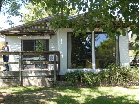Kiewa View - Hobart Tourism 0