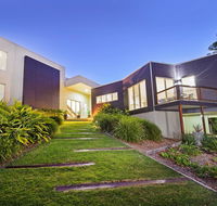 Kilala - executive home - Hobart Tourism
