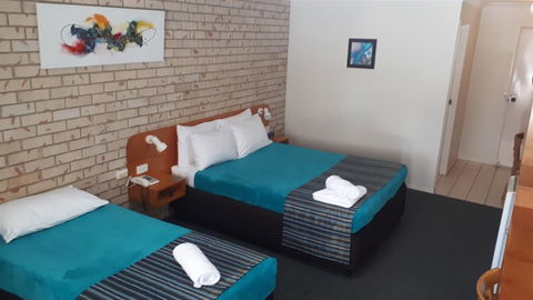 Kilcoy Gardens Motel - Tourism TAS 2