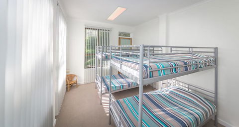 King Of North Bay - 103 Gold Coast Drive - Hobart Tourism 2