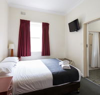 Knickerbocker Hotel - Hobart Tourism