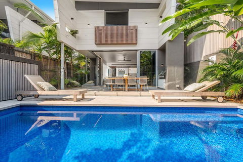 KoKo's Beach Houses 1 And 2 - Hobart Tourism 1