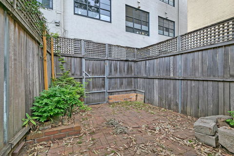 KOZYGURU SURRY HILLS COZY 3 BED TERRACE MINS WALK TO CBD NSH095 - Tourism TAS 2