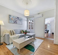 KOZYGURU SURRY HILLS COZY 3 BED TERRACE MINS WALK TO CBD NSH095 - Tourism TAS