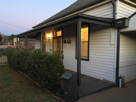 Ky Country Cottage - Hobart Tourism 0