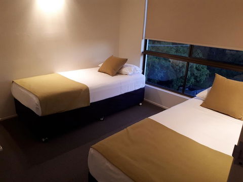 L'Amor Holiday Apartments - Hobart Tourism 2