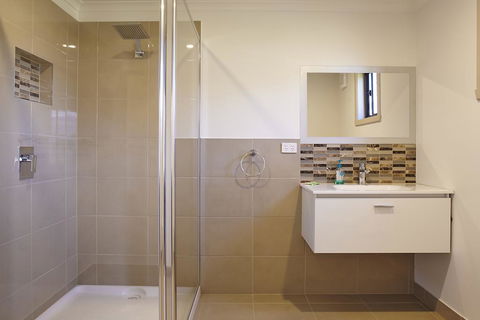 La Casa - Hobart Tourism 1