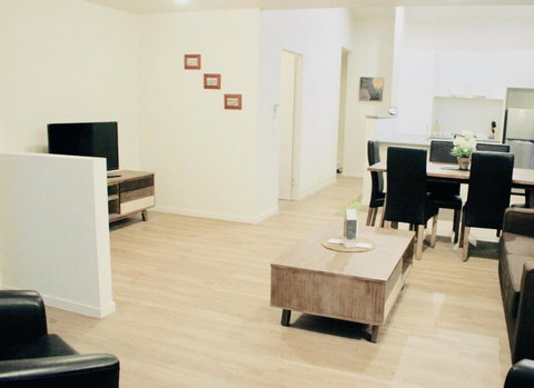 Lake Esmond Place - Hobart Tourism 3