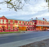 Lake Inn - Ballarat - Hobart Tourism