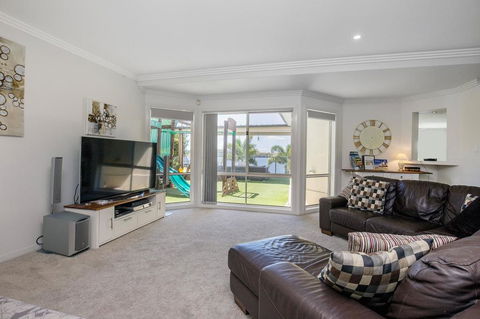 Lakehouse Family Oasis By Getastay - Hobart Tourism 3