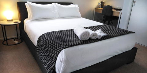 Lakeside Retreat & Business - Tourism TAS 0