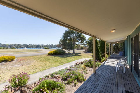 Lakeview - Waterviews On Newlands Arm - Tourism TAS 2